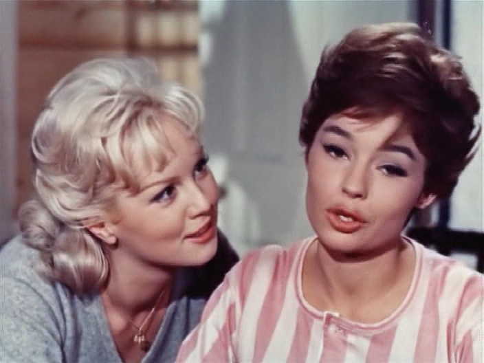 Faibles Femmes (1959)034460.png