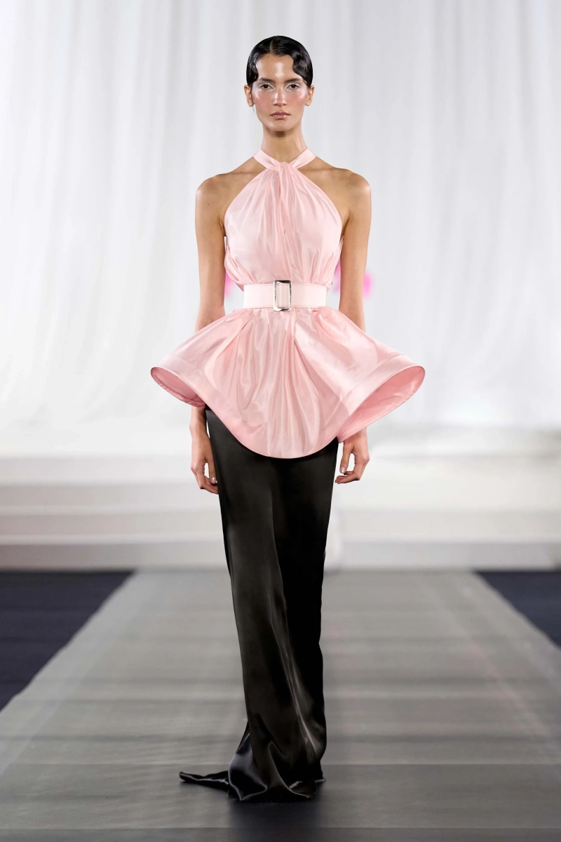 00030-celia-kritharioti-spring-2026-couture-credit-brand-sponsored.webp