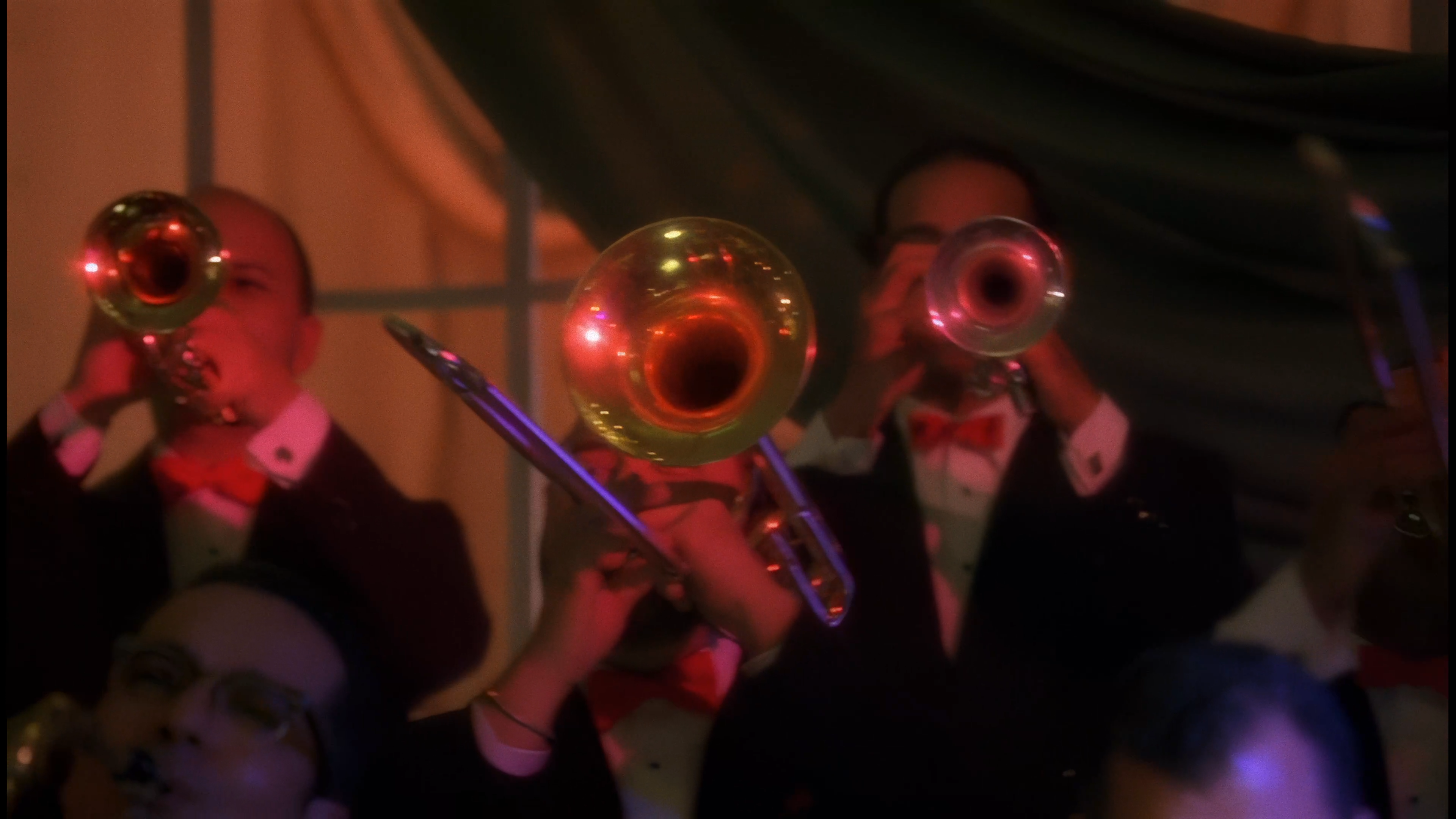 Dirty Dancing Havana Nights 2004_WizardWhite.mkv_snapshot_00.56.56.326.png