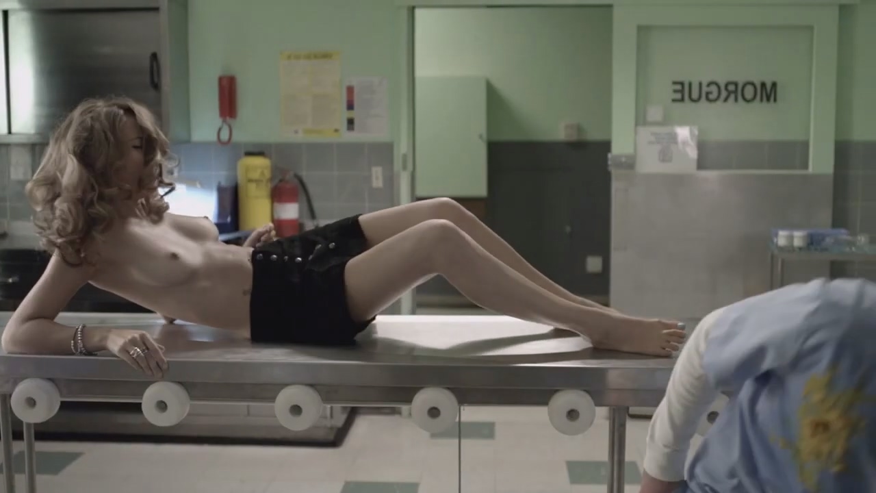 Мария Волк (Marsha Vassilevskaia) Муви 43 (2013) HD 720.mp4_20260226_090537.071.jpg