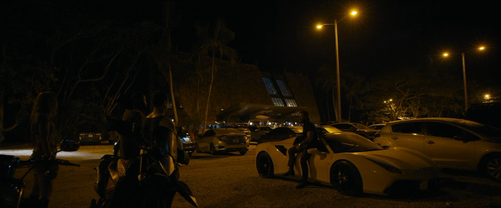 Дом у дороги (2024) WEB-DLRip-AVC_ivanes.mkv_20260226_002937.135.png