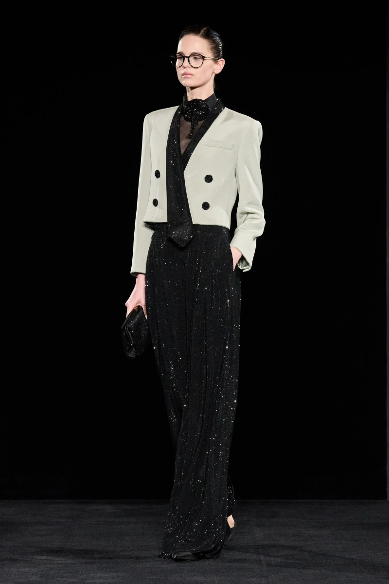 00006-armani-prive-spring-2026-couture-credit-gorunway.webp