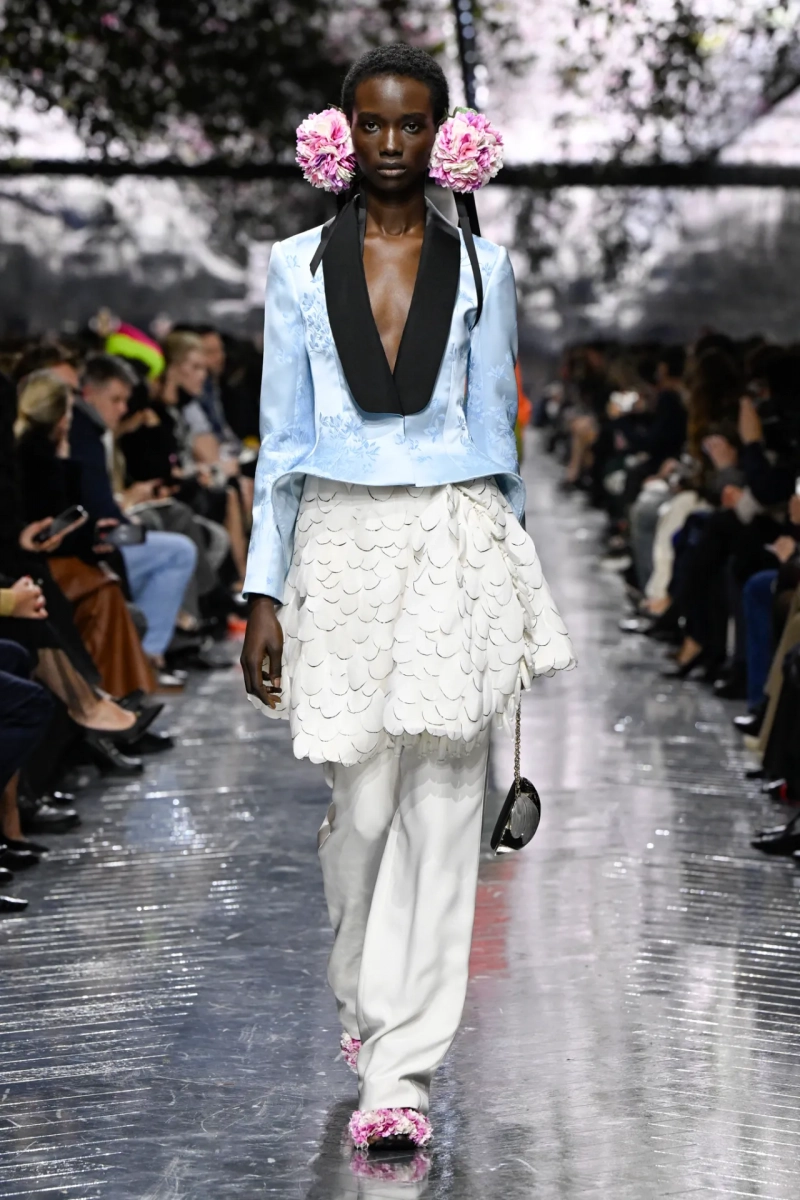 christian-dior-spring-2026-rtw-hc-r-gg-0041.webp
