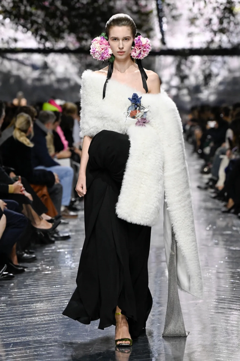 christian-dior-spring-2026-rtw-hc-r-gg-0036.webp