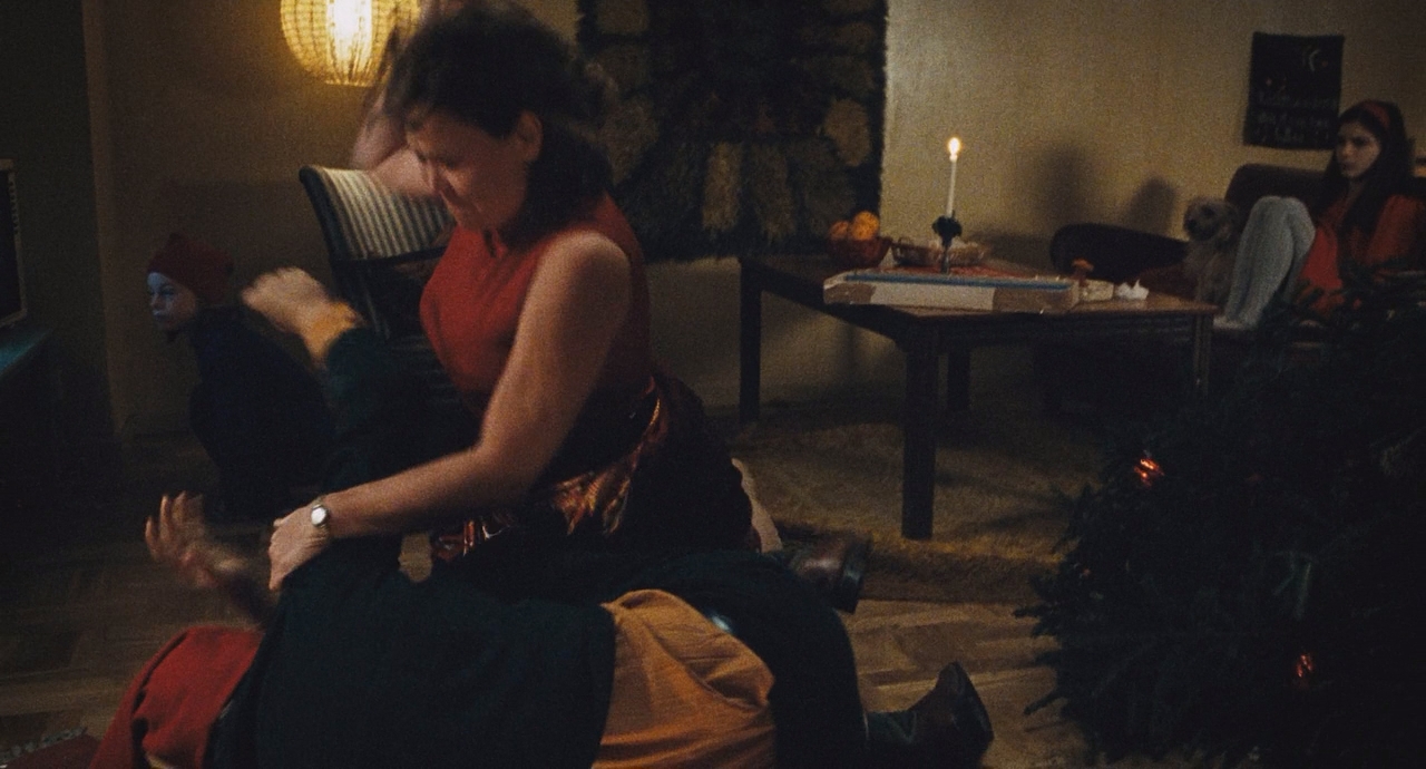 По ту сторону.2010.BDRip 720p msltel.mkv_snapshot_01.04.27.438.jpg