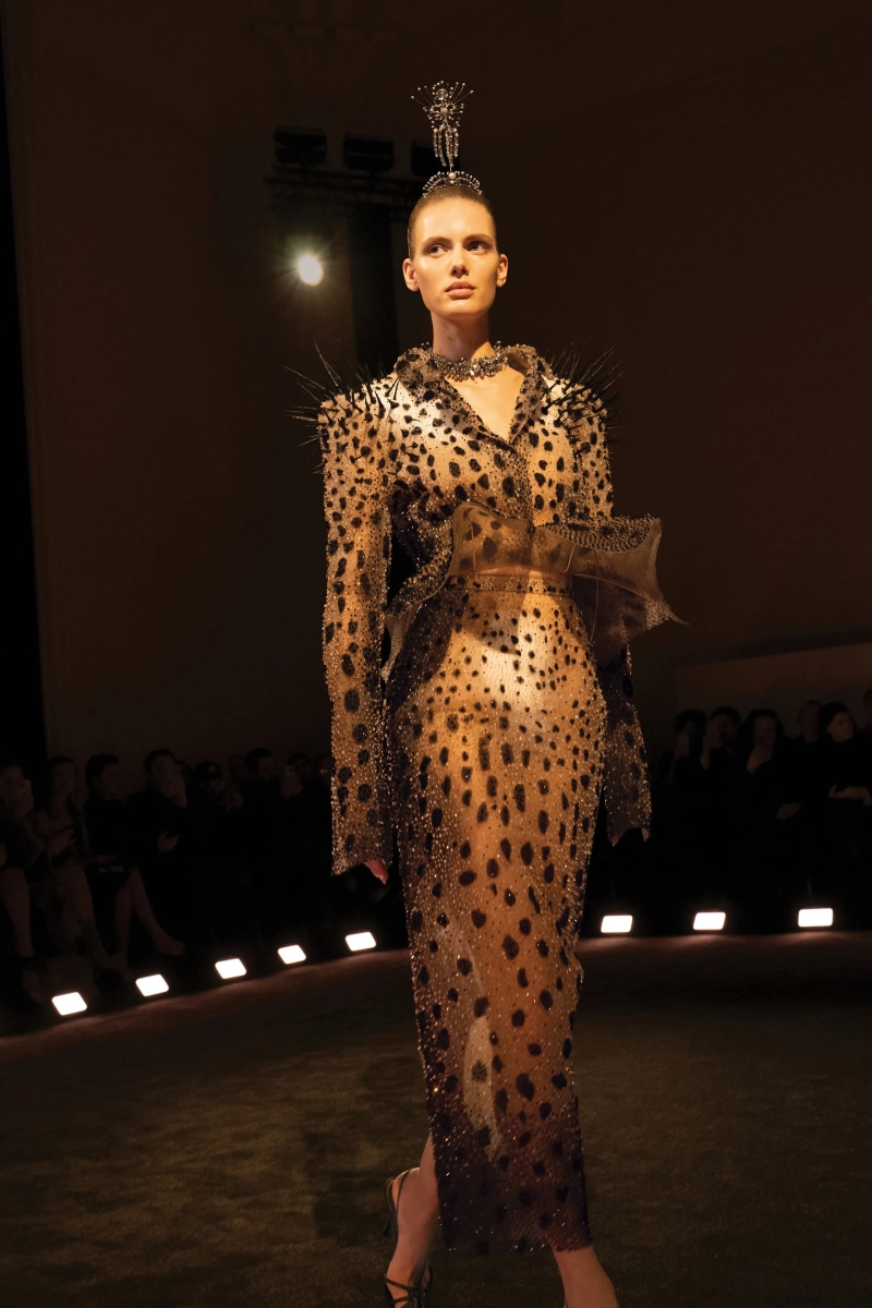 00014-schiaparelli-spring-2026-couture-credit-brand.webp