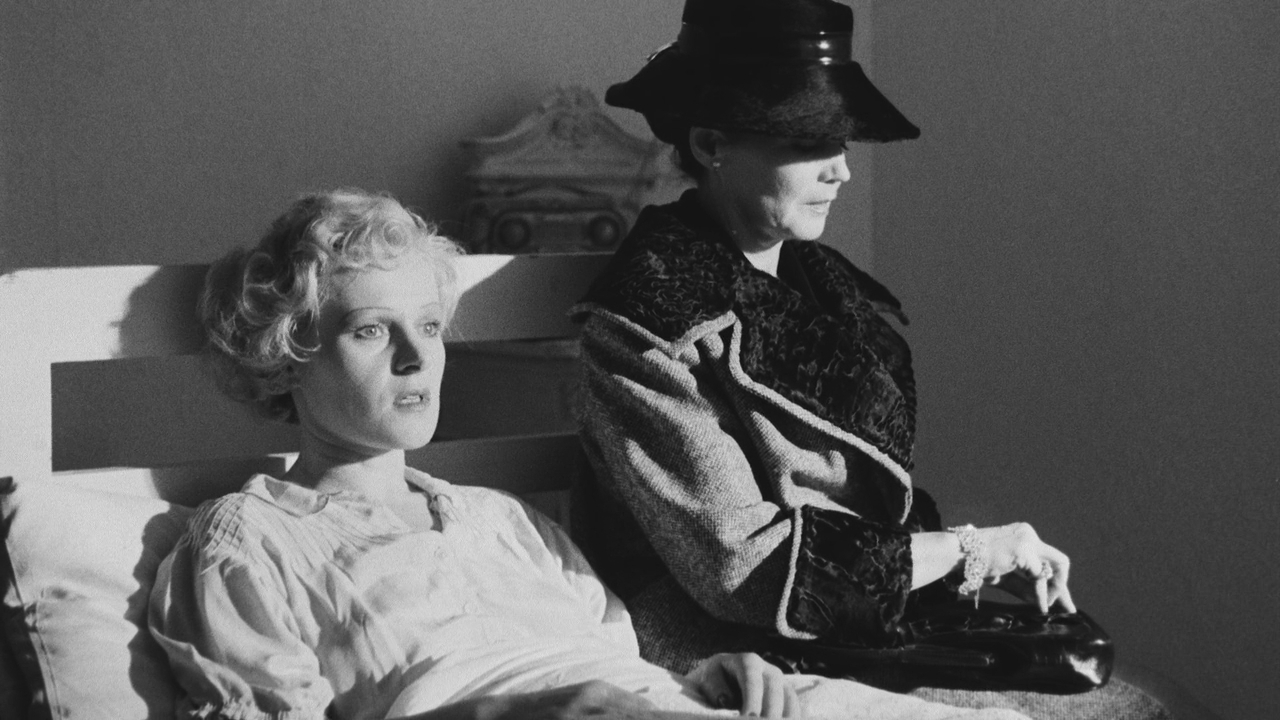 Тоска Вероники Фосс.1982.BDRip 720p msltel.mkv_snapshot_01.35.33.004.jpg