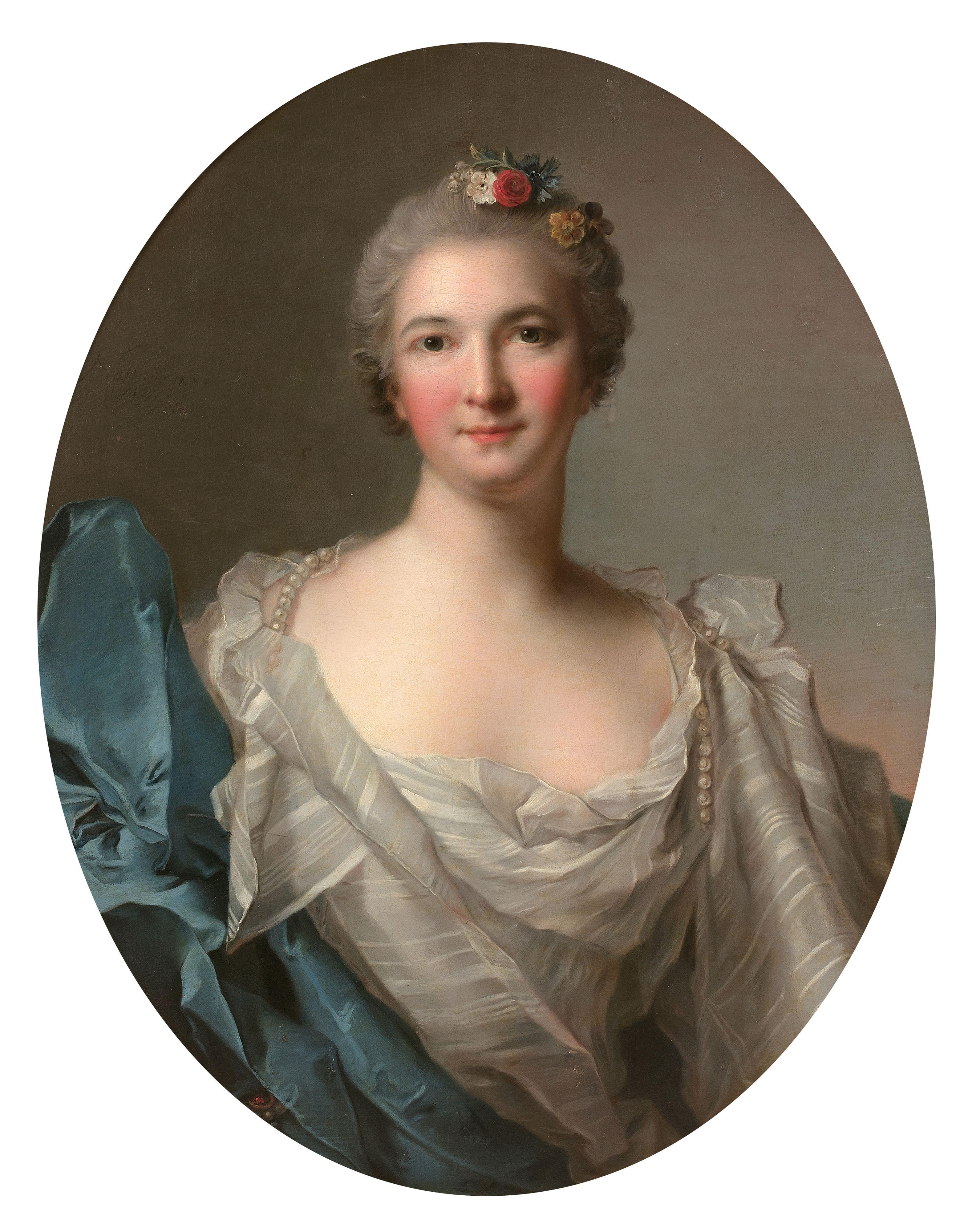 5 Portrait d'une dame de qualit? ? la robe blanche et au drap? bleu.jpg