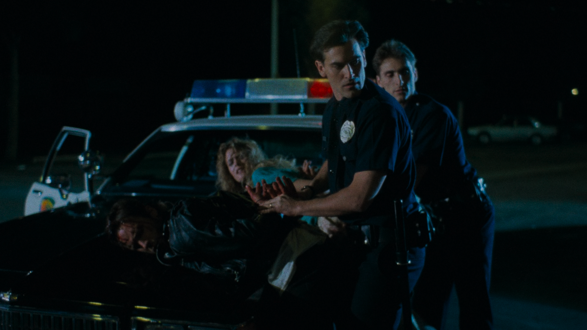 Intruder (1989).mkv_snapshot_01.22.58.png