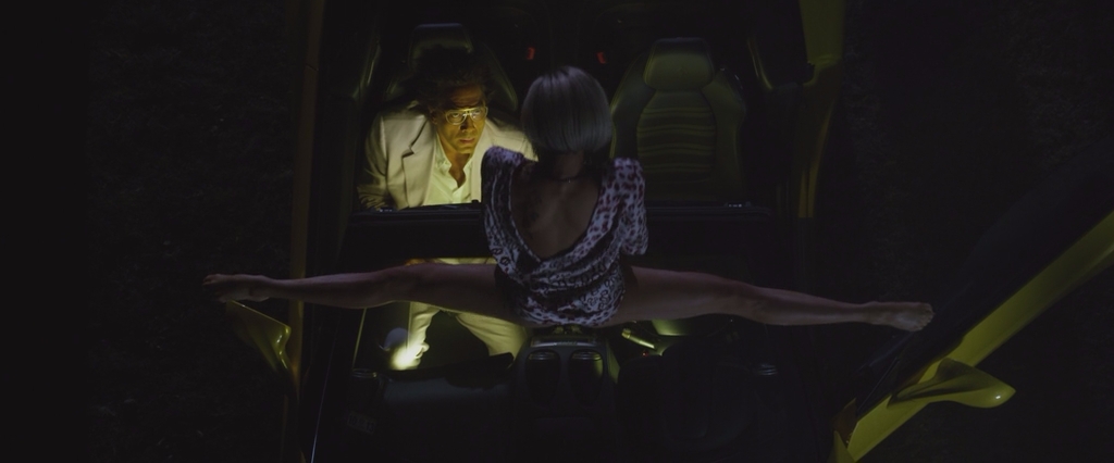 Советник.2013.Extended.BDRip AVC msltel.mkv_snapshot_01.07.03.490.jpg