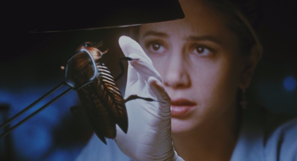 Мутанты.1997.DirCut.BDRip AVC msltel.mkv_snapshot_00.24.07.048.jpg