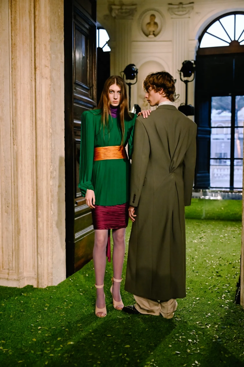 backstage-valentino-fall-26-rtw-GG-006.webp