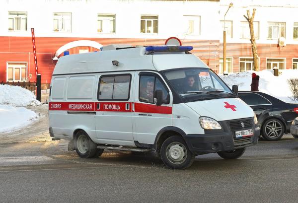 Пермский подросток выжил после падения с пятого этажа на Стахановской