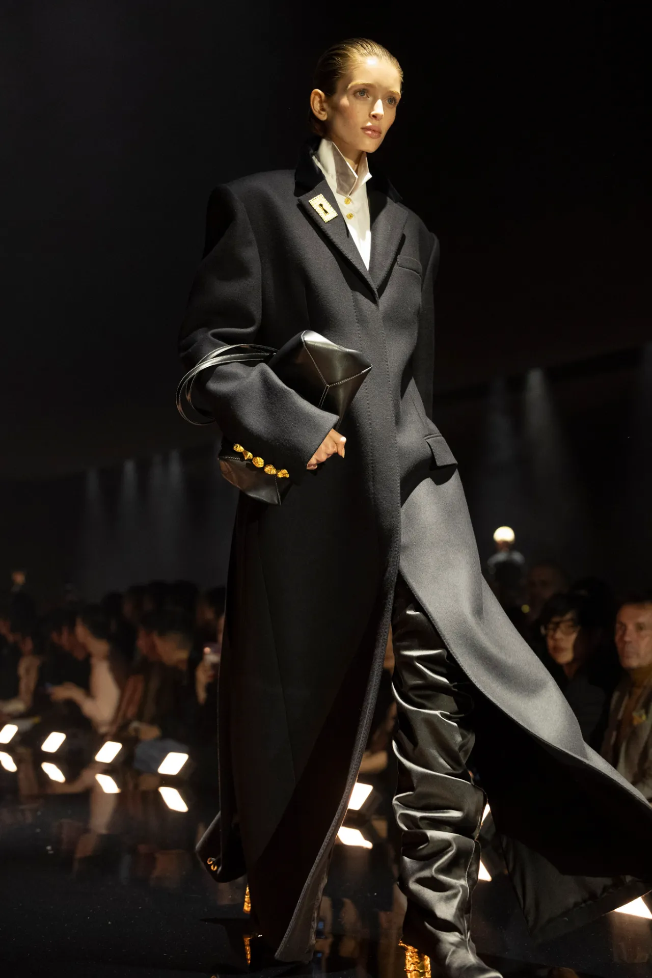 schiaparelli-fall-2026-rtw-pfw-r-ctsy-033.webp