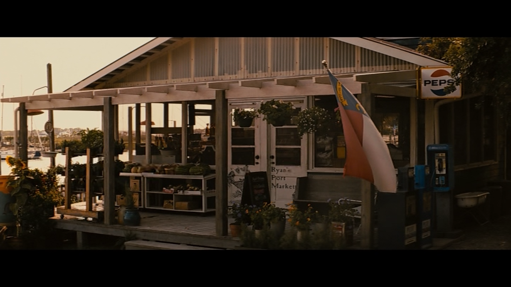 dvd_snapshot_00.10.35.600.png