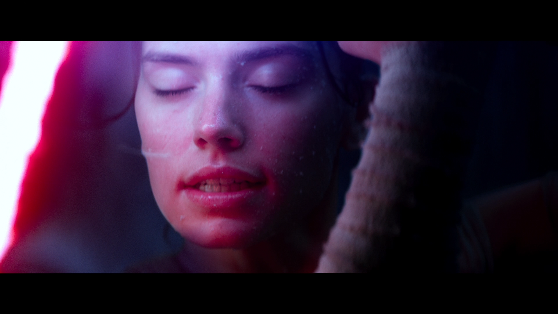 00800.track_4113.mkv_snapshot_01.56.37.881.png