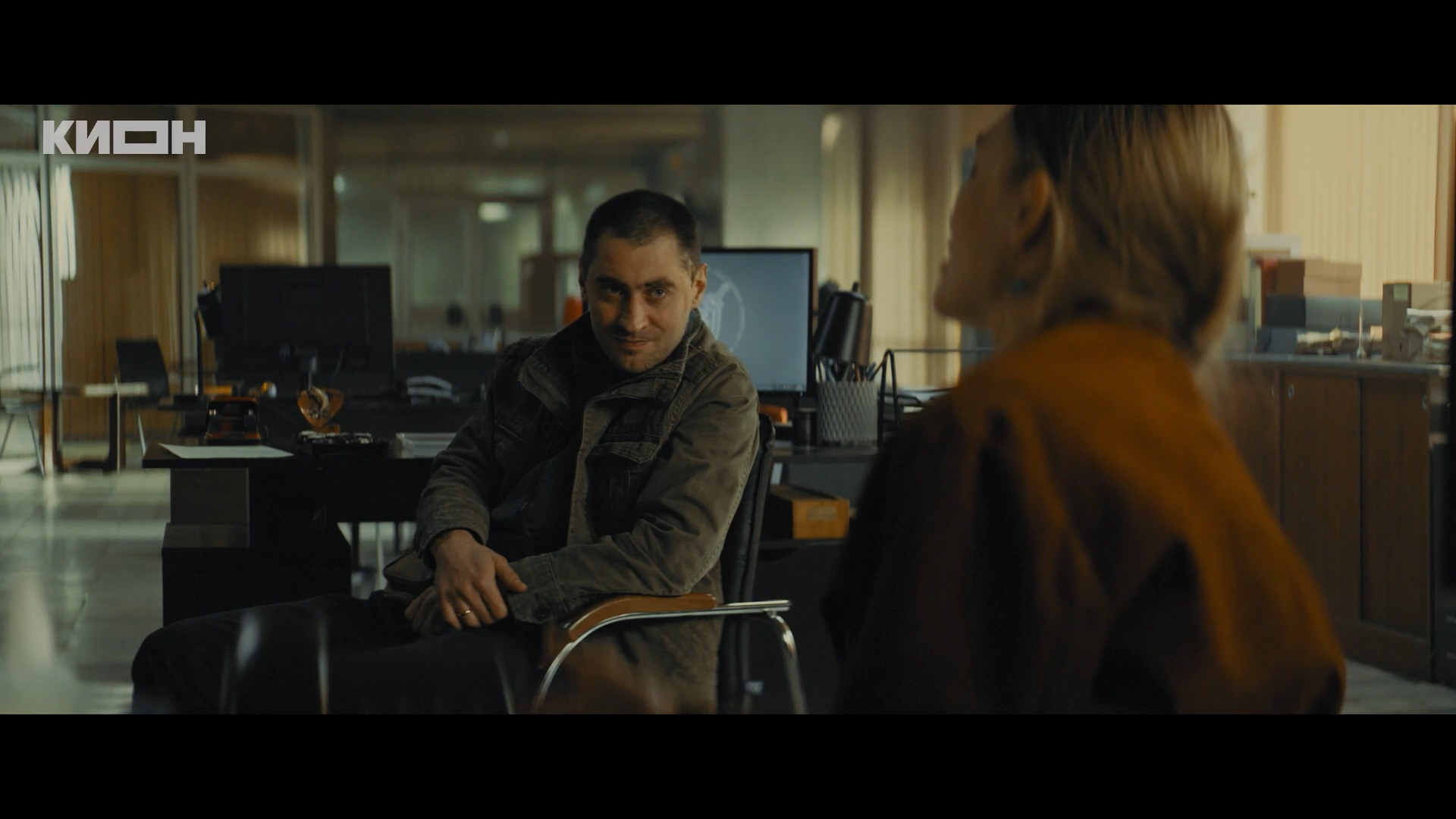 Otpechatki.S01.E01.2025.WEB-DL.1080p.ExKinoRay_001_36123.png