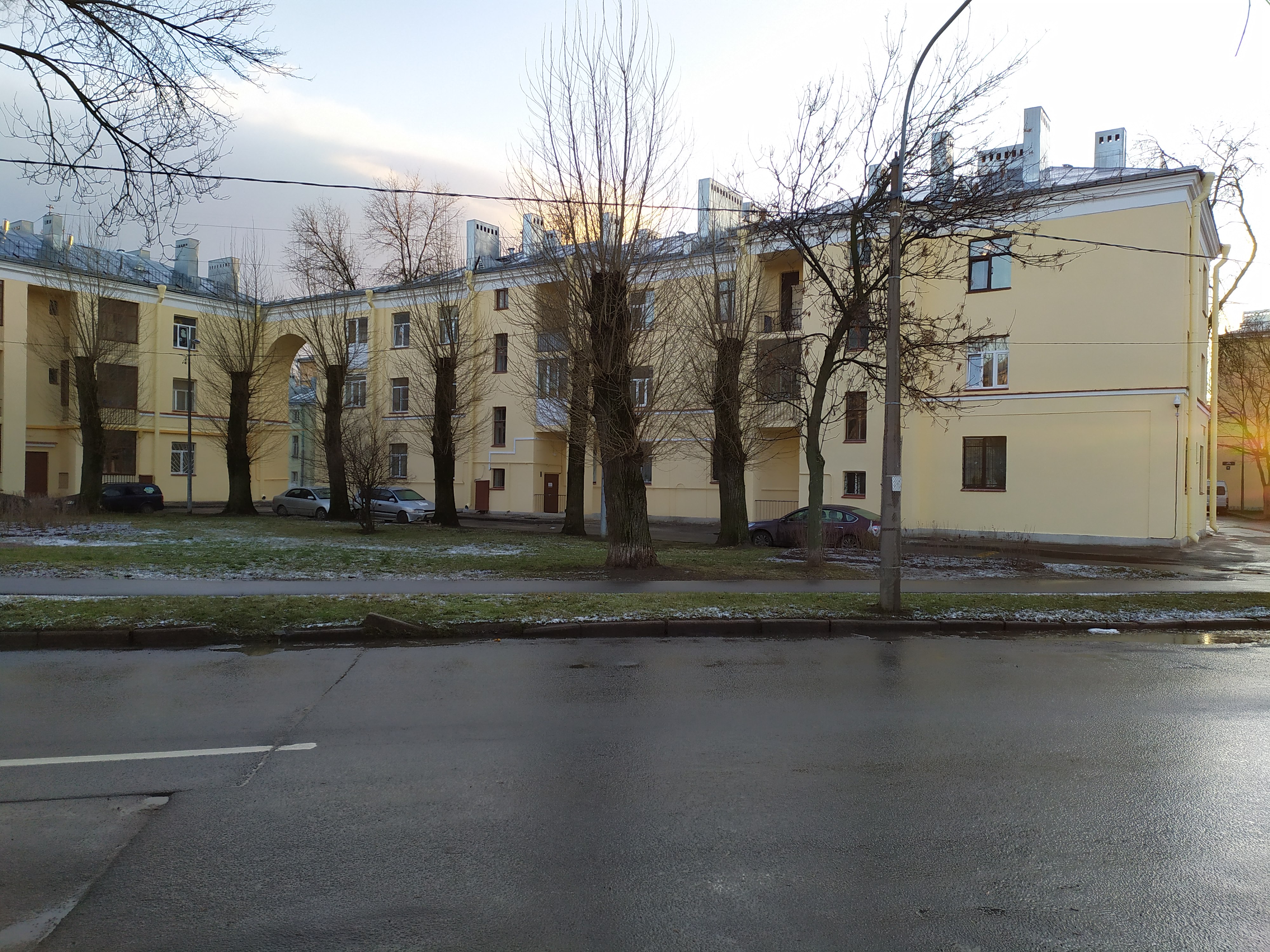 ул. Ткачей, 68