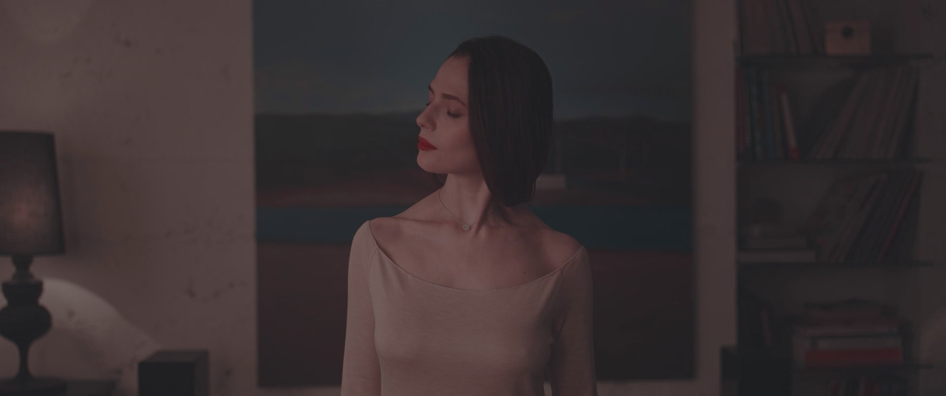 Юлия Снигирь Кто-то должен умереть (2025) HD 1080.mp4_20260409_220528.054.jpg