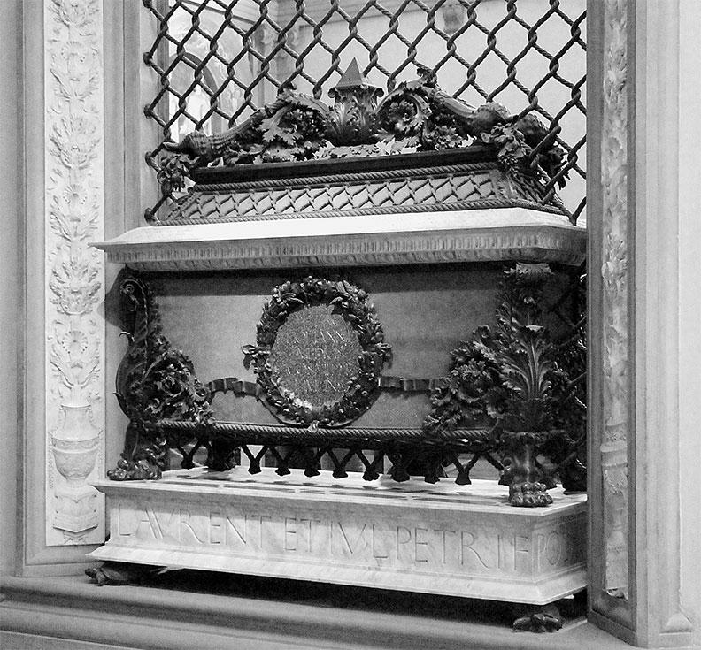 18Tomb of Piero and Giovanni de' Medici.jpg