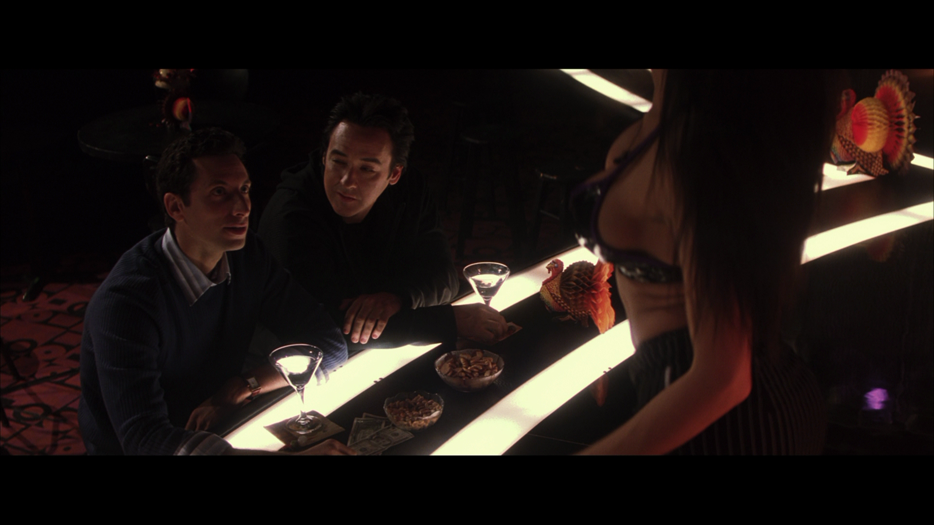 Must.Love.Dogs.2005.Warner.Bros.BDRemux.1080p.mkv_20260418_090955.923.png