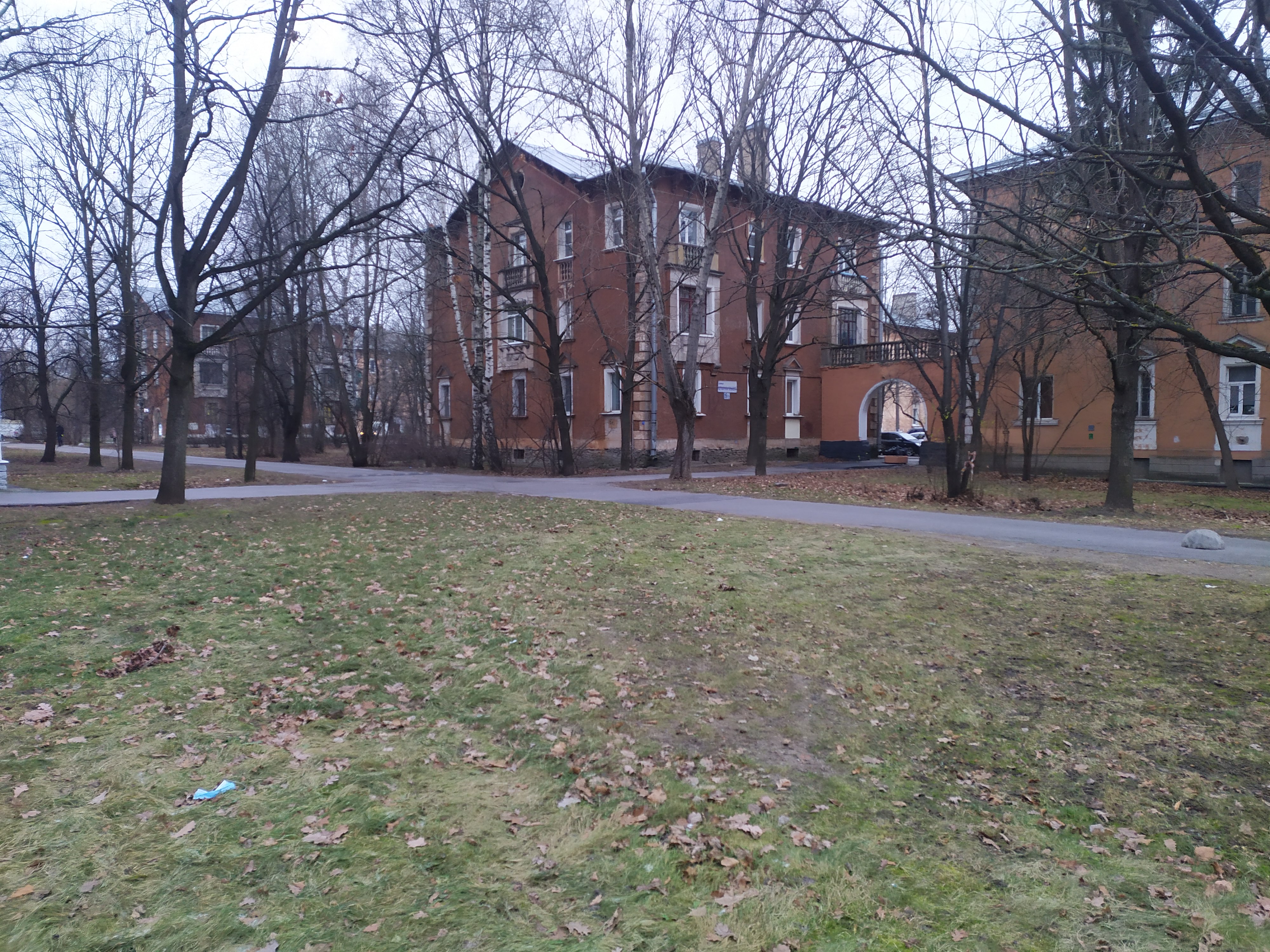Пограничника Гарькавого 19к2_2.JPG