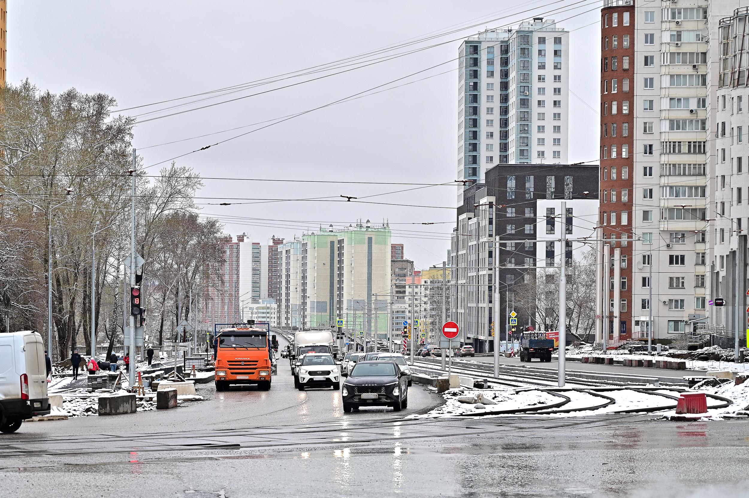 Реконструкция улицы Карпинского в Перми продлена до августа 2026 года