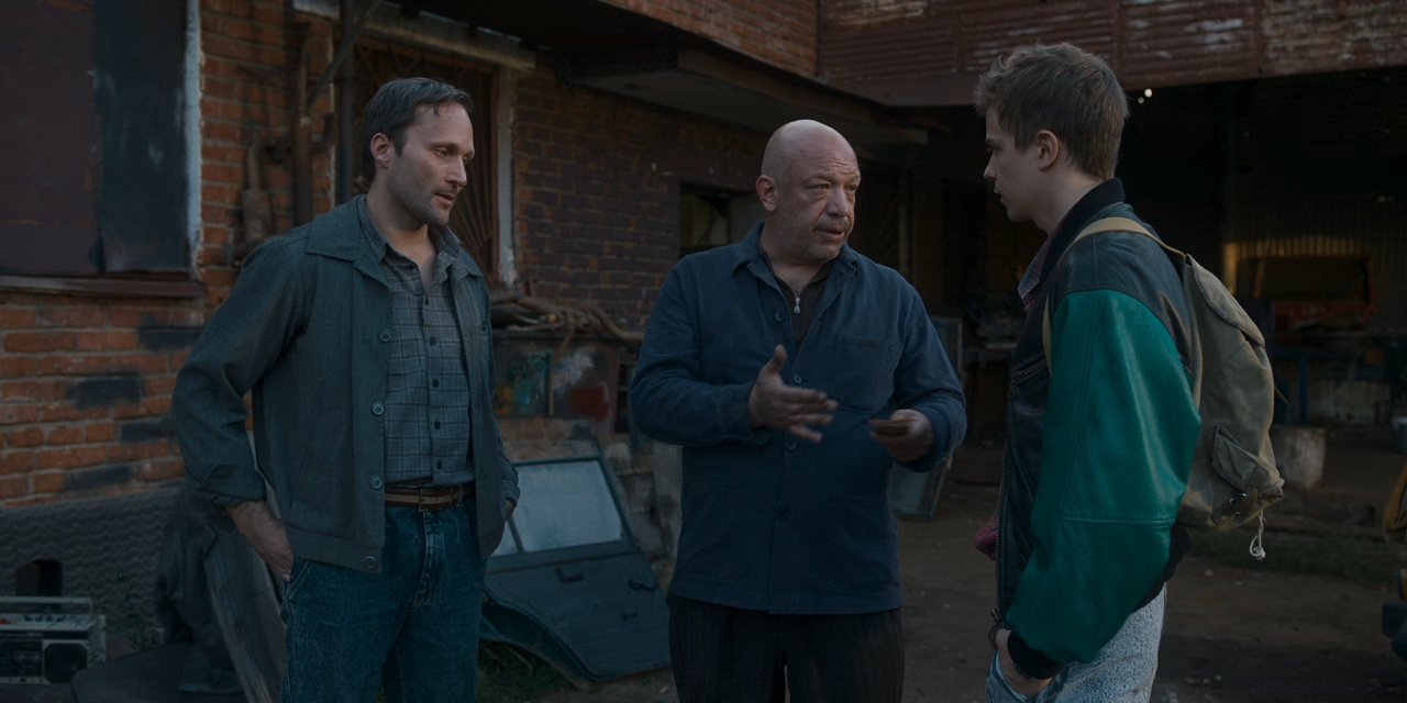 Radar.S01.E01.2026.WEB-DL.720p.ExKinoRay.mkv_snapshot_27.54.png