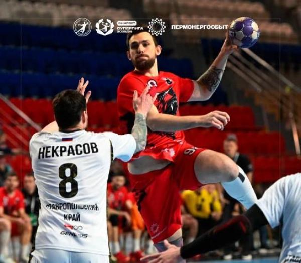 Гандболисты «Пермских медведей» вышли в полуфинал Суперлиги после победы над «Виктором»