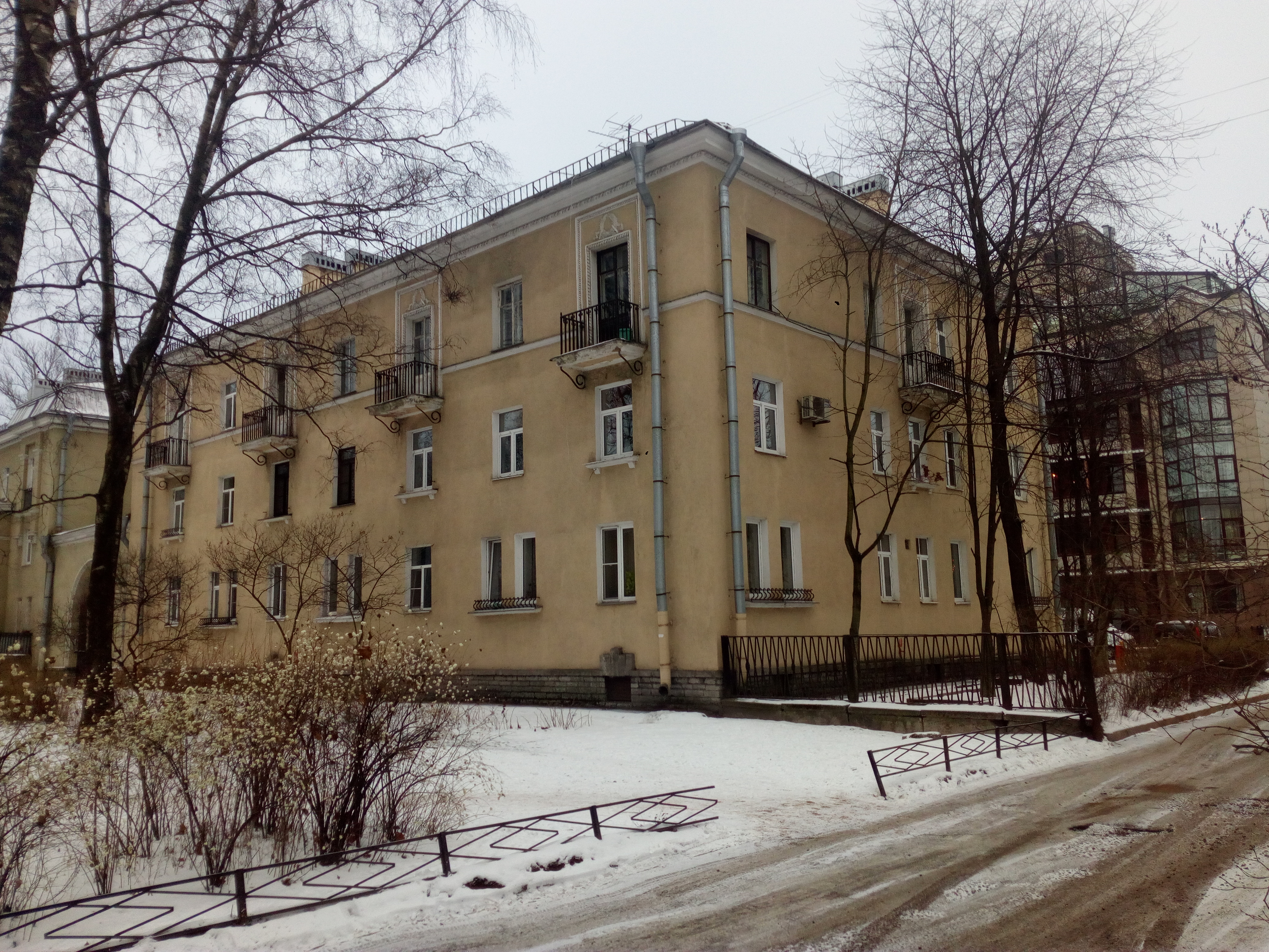 Приморский 57к2.jpg