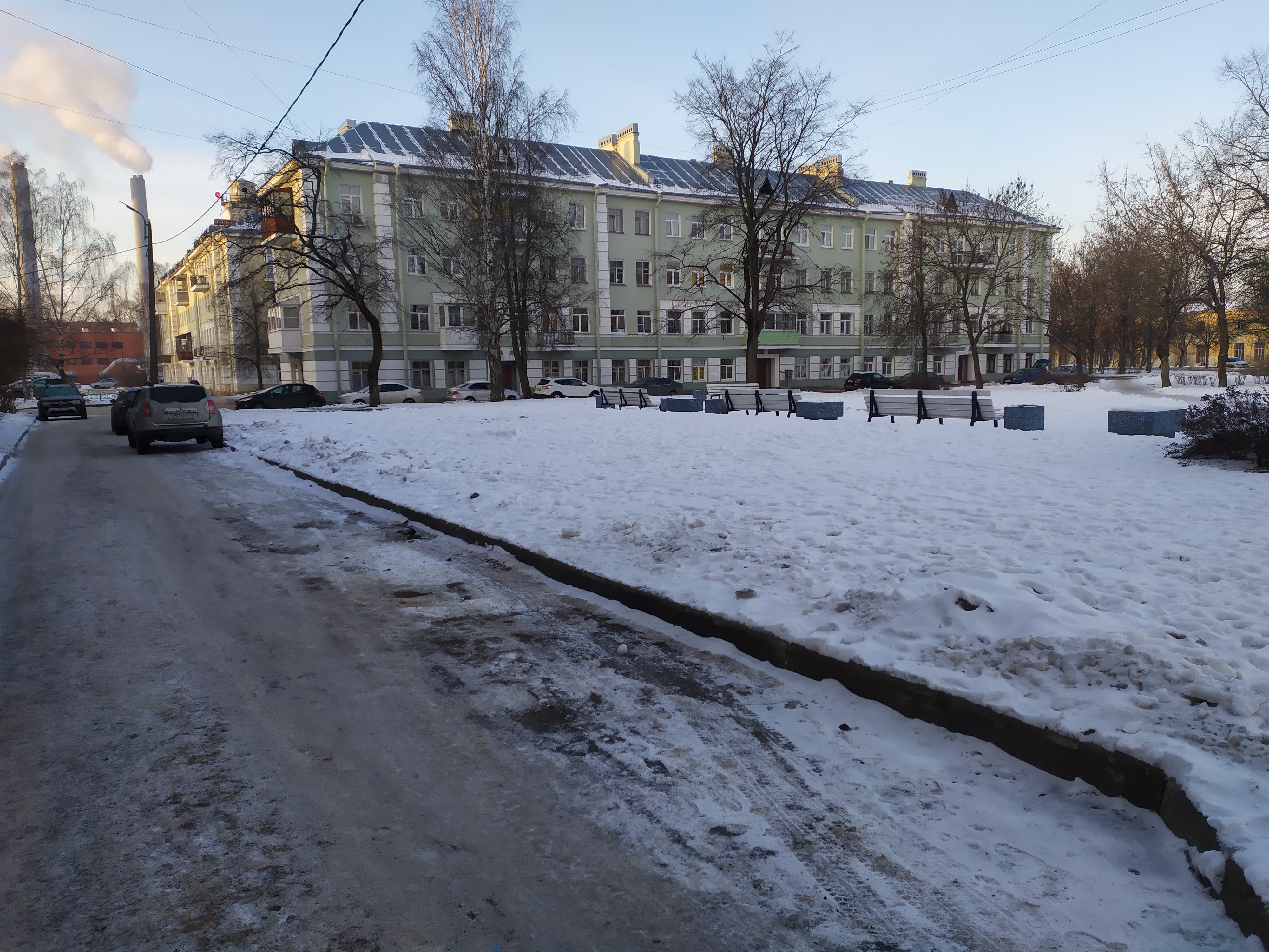 Петергоф, Эрлеровский бул. 4_2.JPG