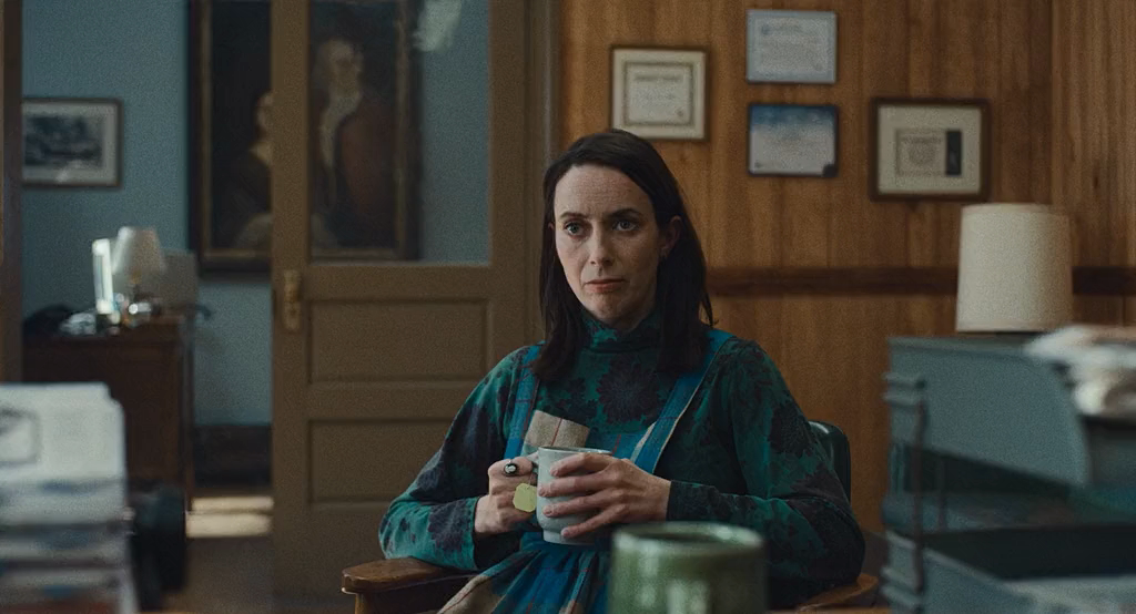 Widows.Bay.S01E01.WEB-DLRip.x264.seleZen.mkv_20260502_124301.508.png