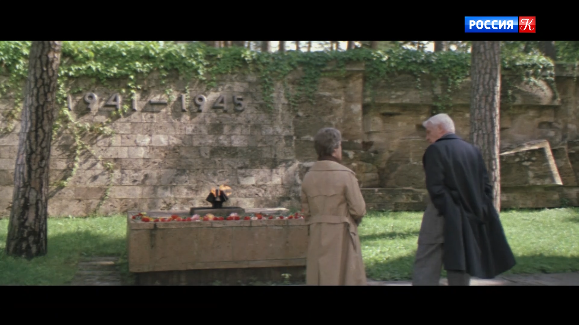 Старомодная.комедия.1978.WEB.1080p-ylnian.mkv_snapshot_01.05.06.472.png
