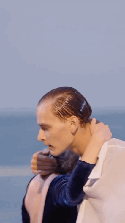 https://i8.imageban.ru/out/2026/05/10/caba35bb8f3254915c9e1bd93c13868b.gif