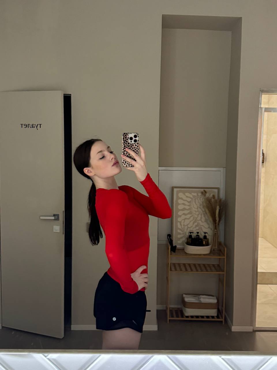 https://i8.imageban.ru/out/2026/05/18/8c95b41d02ea3a9154dce23d0ed96f27.jpeg