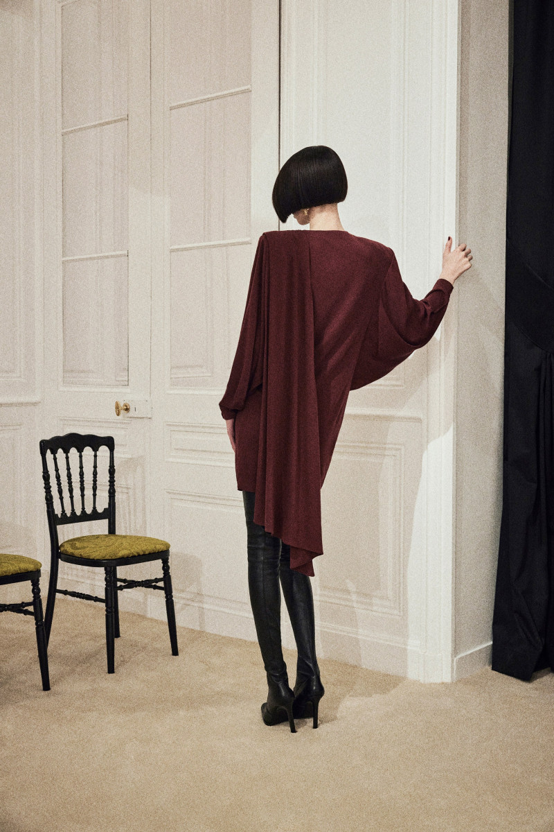 00025-saint-laurent-pre-fall-2023-credit-brand.jpg