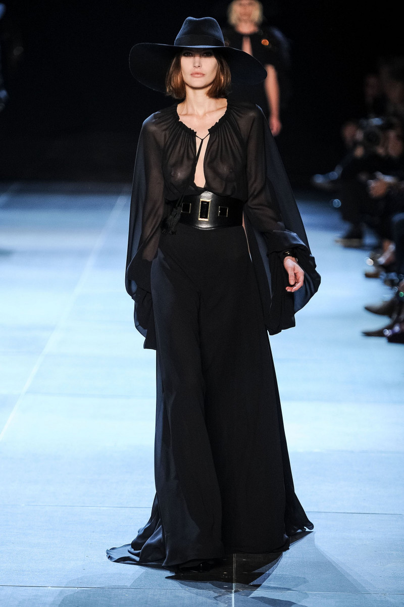 saint_laurent_wss13_135-resp2400v.jpg