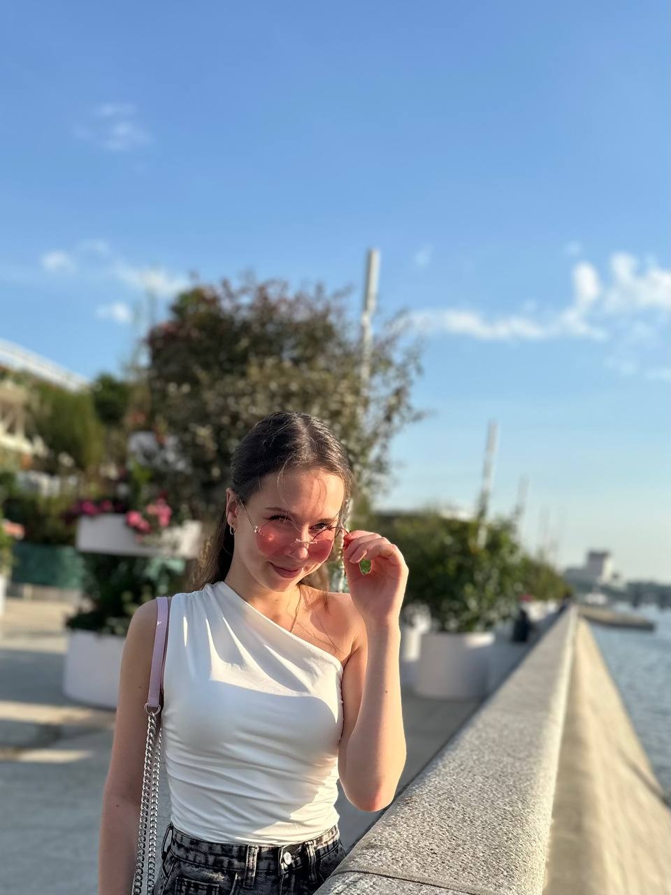 https://i8.imageban.ru/out/2026/05/22/8c2ea47e660a19f2f4831a992dc30a9f.jpg