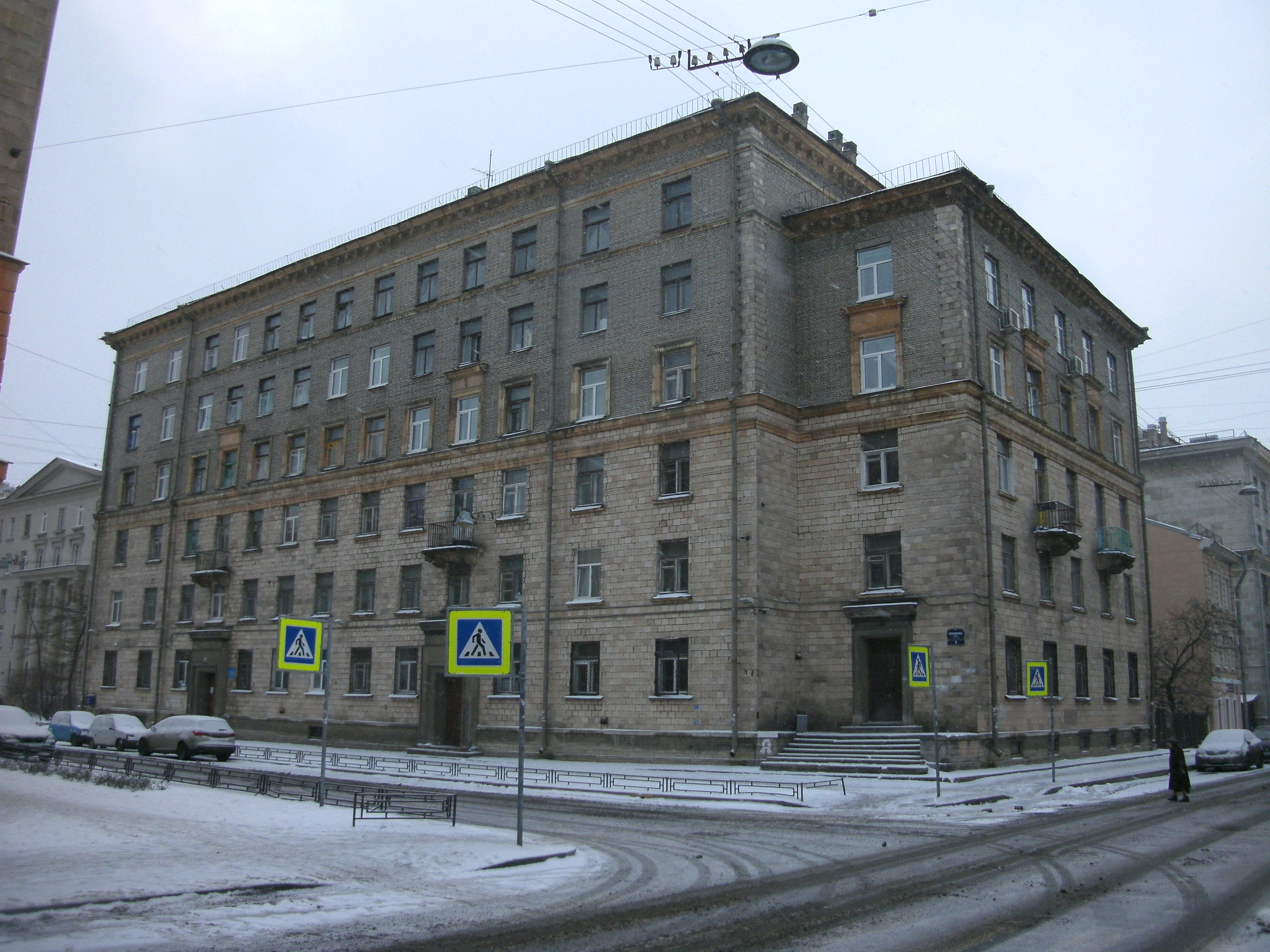 ВО, Опочинина 8.JPG