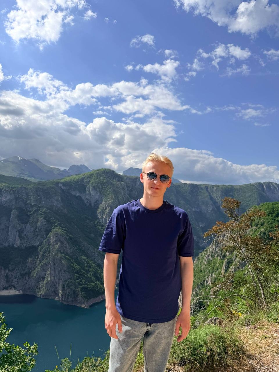 https://i8.imageban.ru/out/2026/05/26/272ae692553445046cf57d439b98707e.jpg