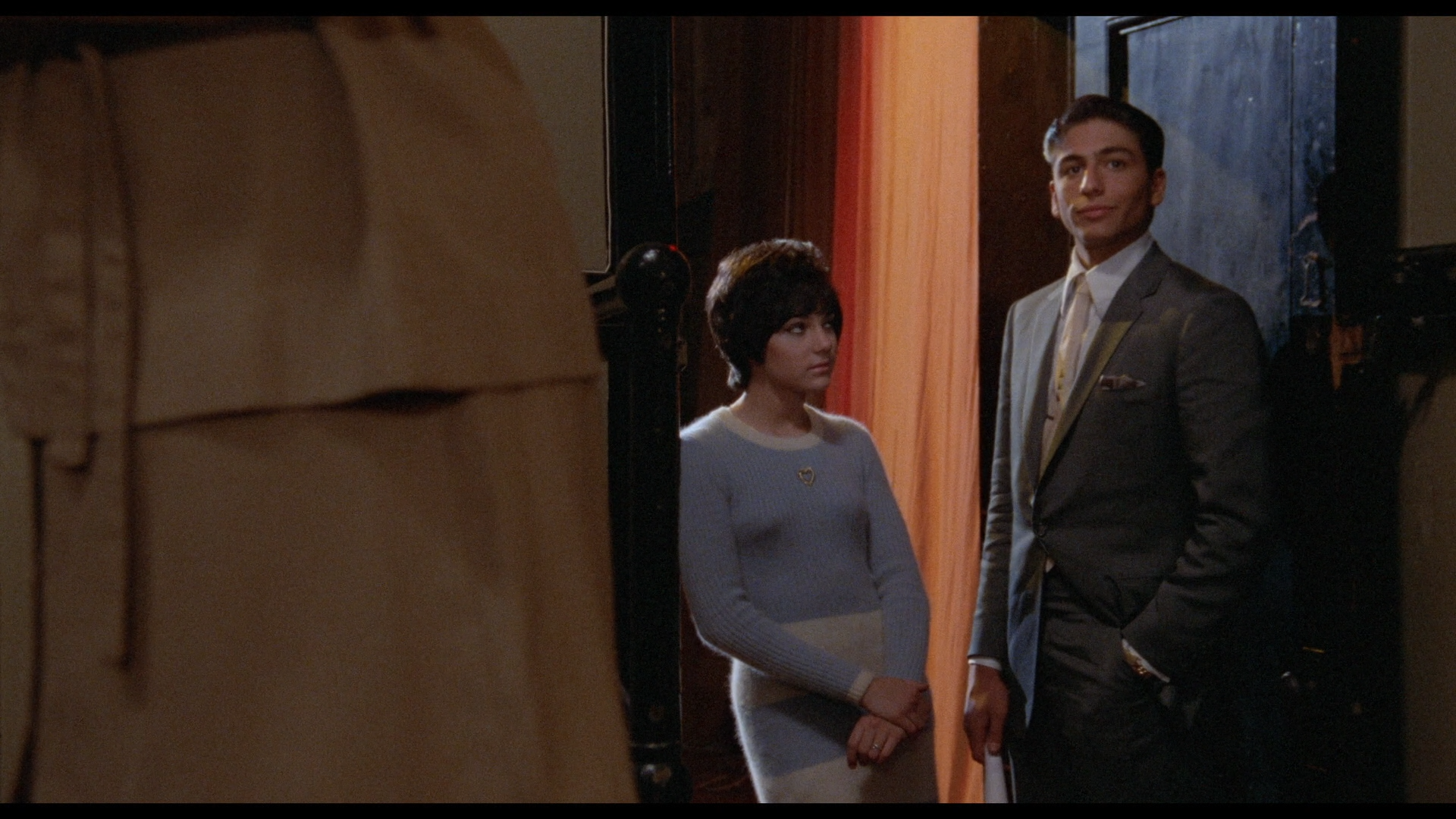 Baby.It's.You.1983.BDRemux.1080p.mkv_snapshot_00.31.20.461.png