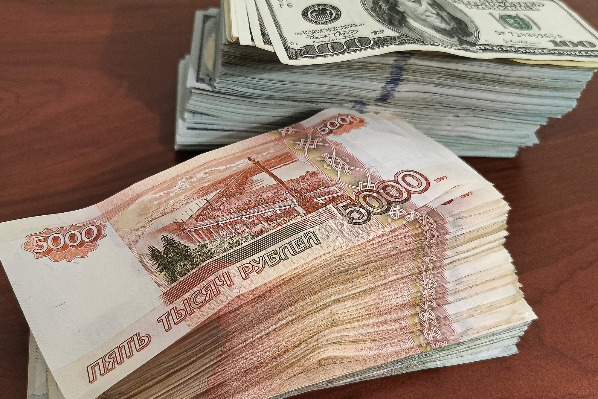 Как избежать потерь на банковских вкладах: советы эксперта