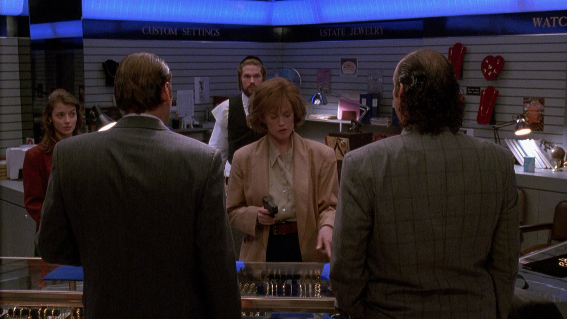 A.Stranger.Among.Us.1992.Imprint.BDRemux.1080p.mkv_20260612_074414.989.png