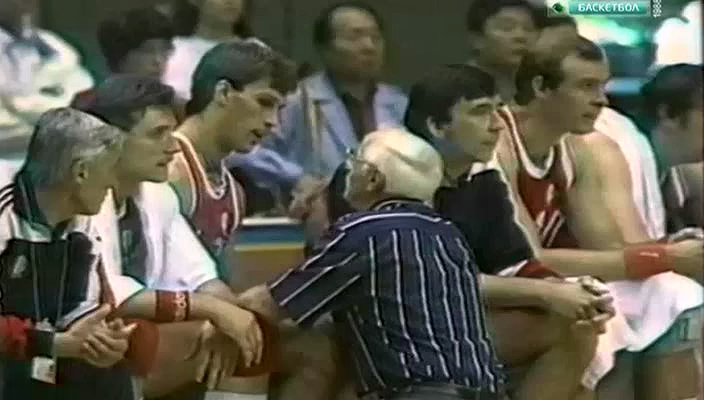 Баскетбол. Сеул-1988. Полуфинал. СССР-США. Багга.avi_20260620_120444.559.png