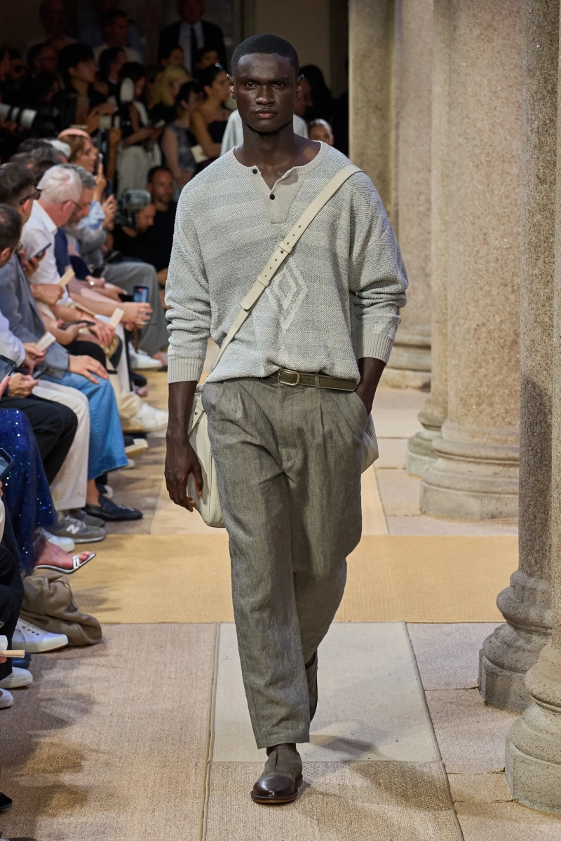 00074-giorgio-armani-spring-2027-menswear-credit-gorunway.webp