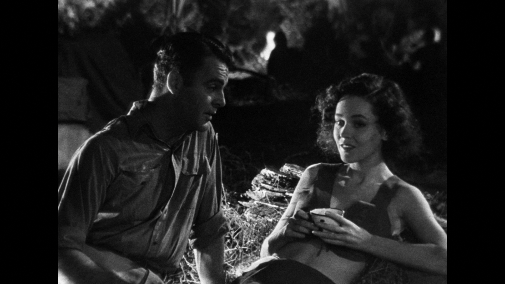 Tarzan.and.His.Mate.1934.BDRemux.1080p.mkv_snapshot_00.27.48.239.png