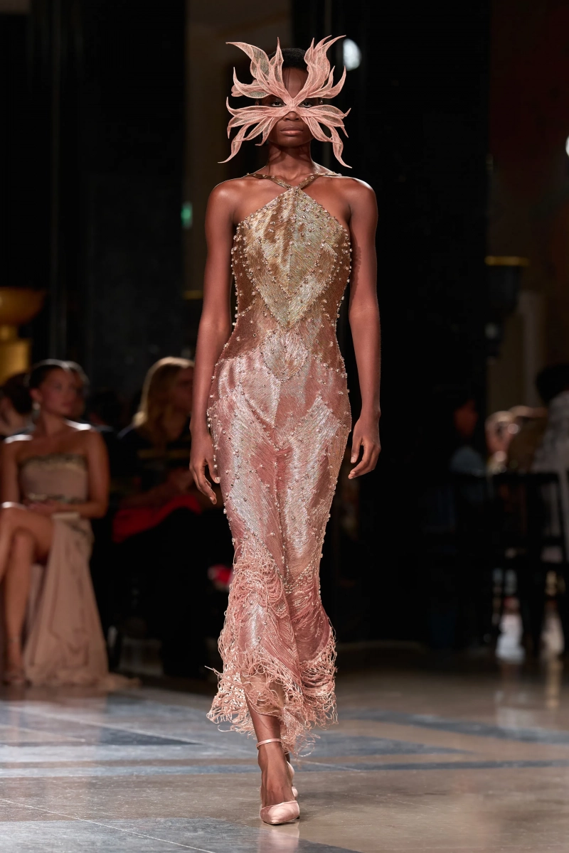 00027-elie-saab-fall-2026-couture-credit-gorunway.webp