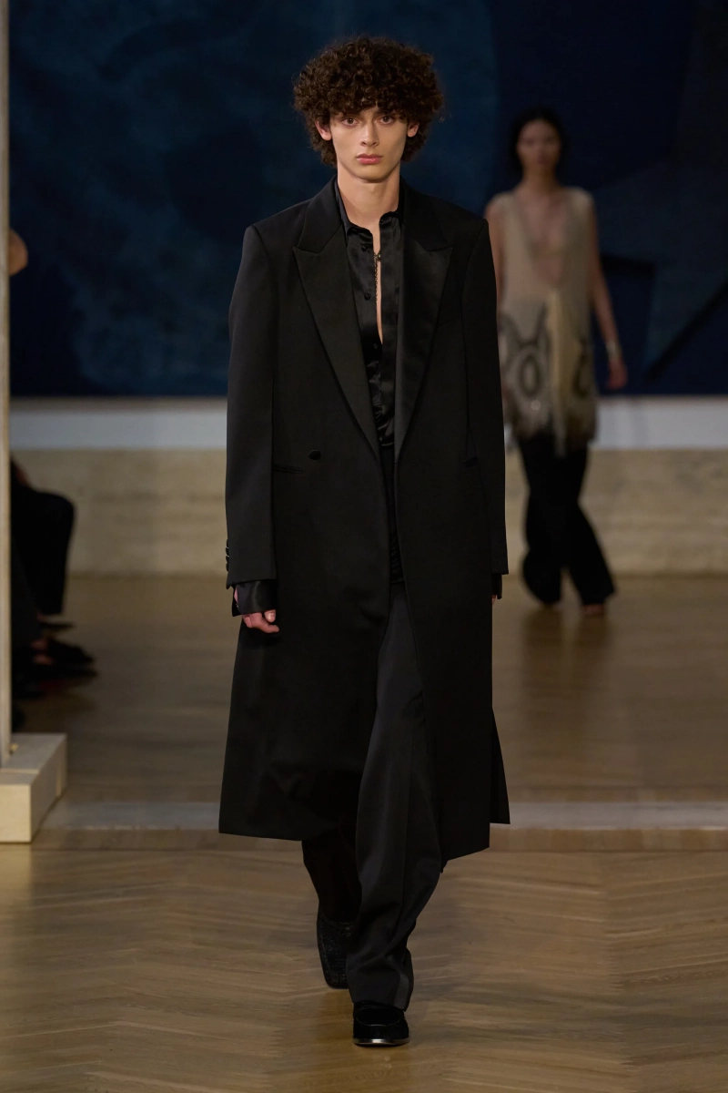 00029-fendi-fall-2026-couture-credit-gorunway.webp