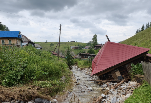 В селе Кын Прикамья восстановлено электроснабжение после наводнения
