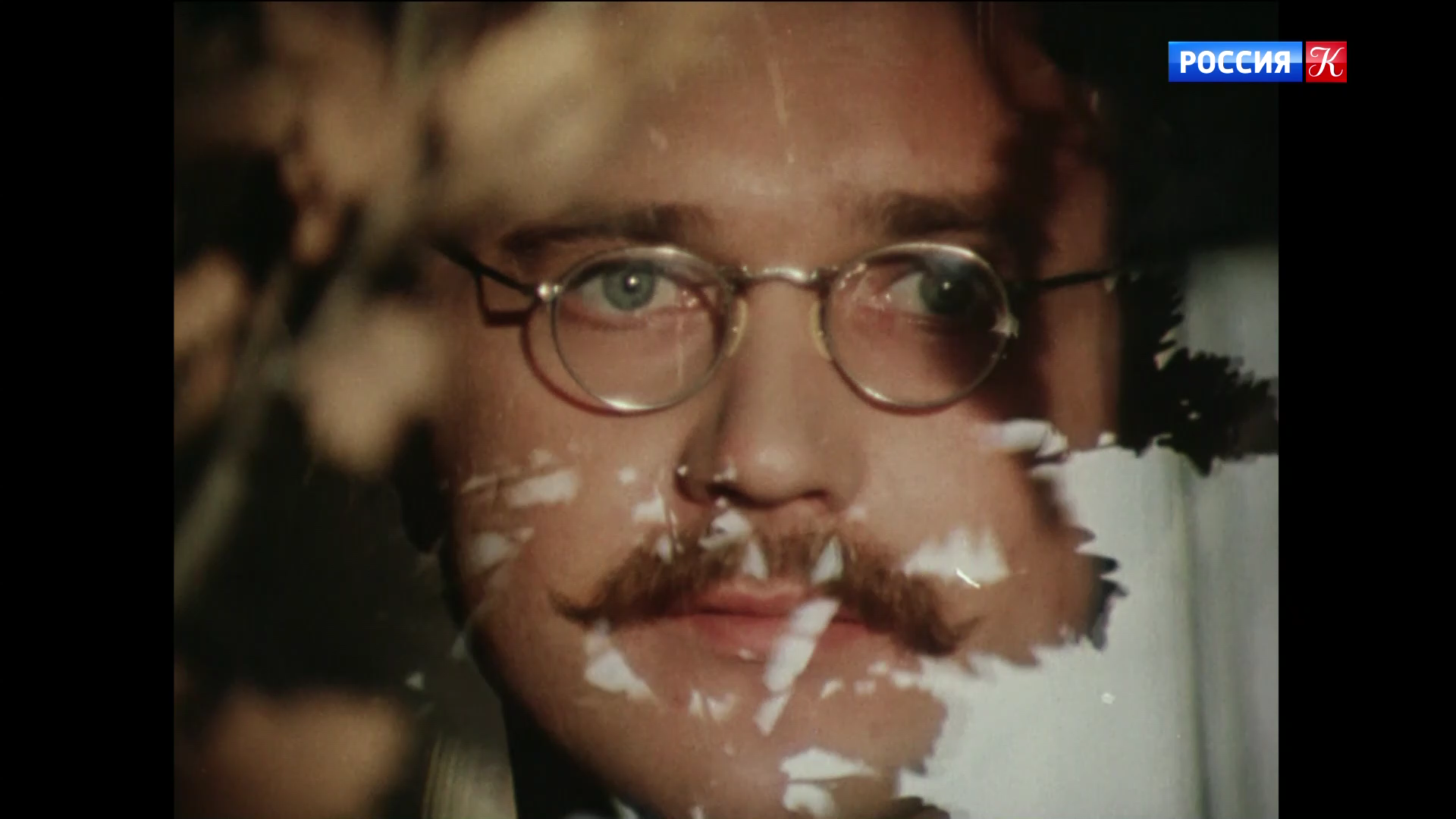 003_РАННЕЕ_РАННЕЕ_УТРО_1983_1080p_HDTV_РОССИЯ_К_HD_by_galebcev (18).png